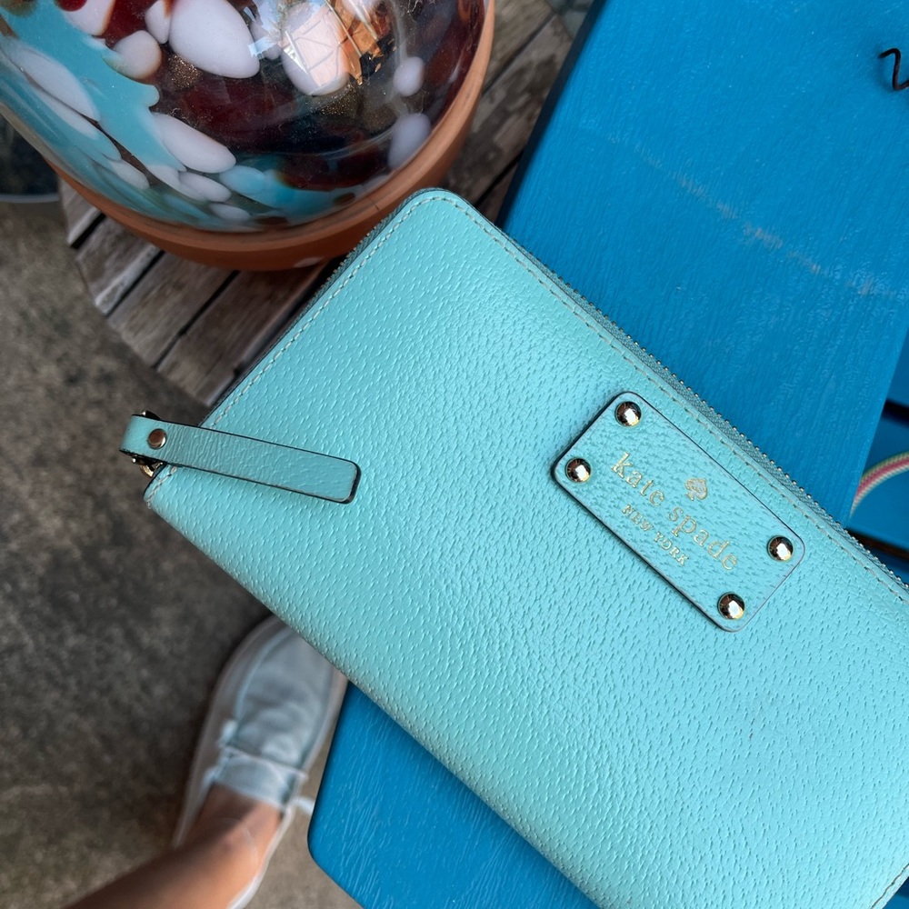 Kate Spade wallet! Mint Turquoise color. Beautiful inside and out!